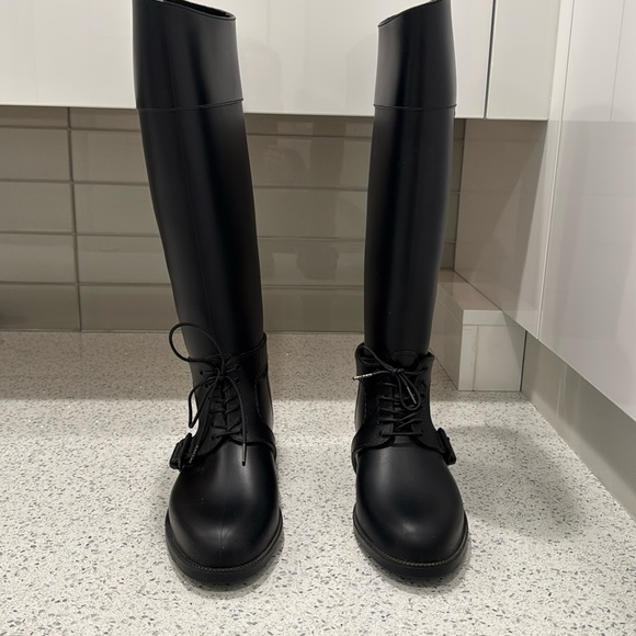 Givenchy Rainboots - Picture 1 of 8